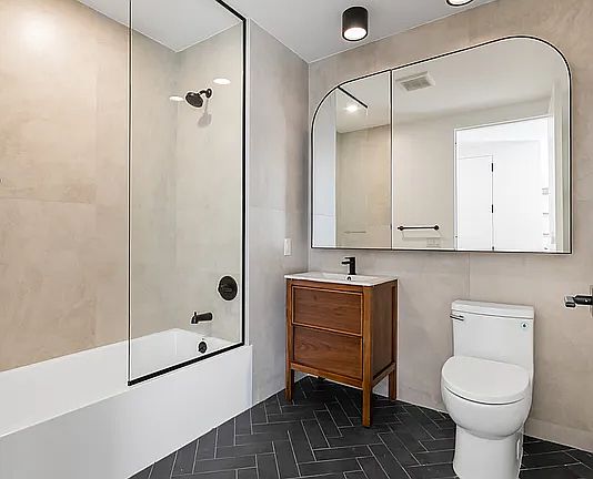 5th image of 953 Dean St #704