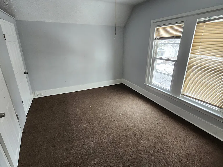 93 York St — Photo 3