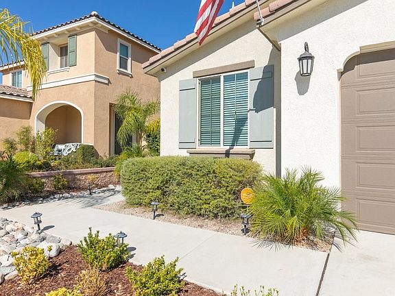 5th image of 36434 Geranium Dr