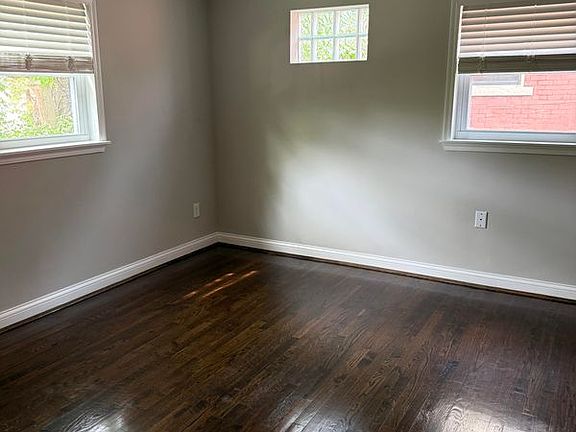 5th image of 1231 Laidlaw Ave APT 3