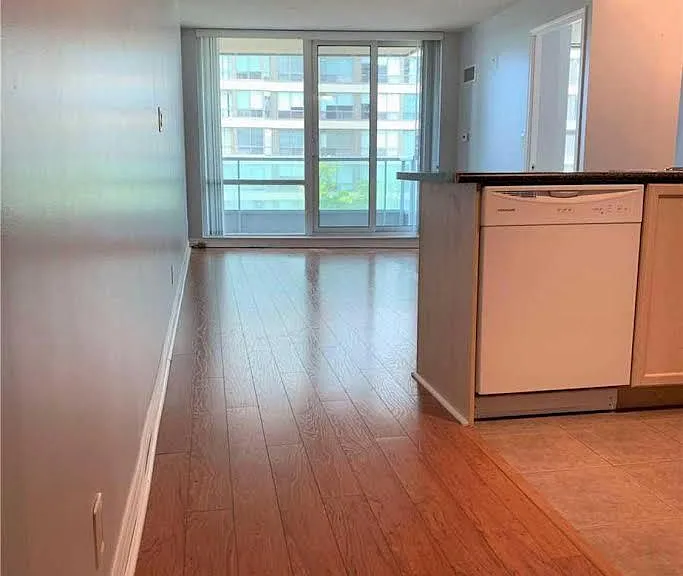33 Elm Dr W #405 — Photo 9