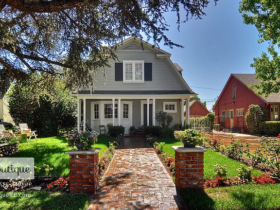 2nd image of 2401 Santiago St