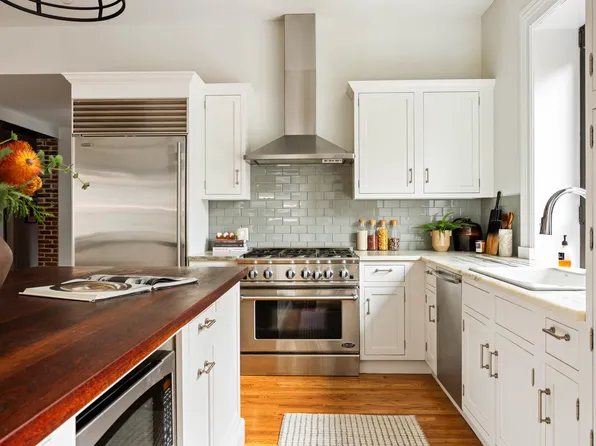 251 West 95th Street image 7 of 23