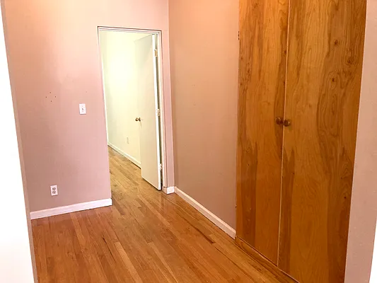 Rented by Triplemint | media 13