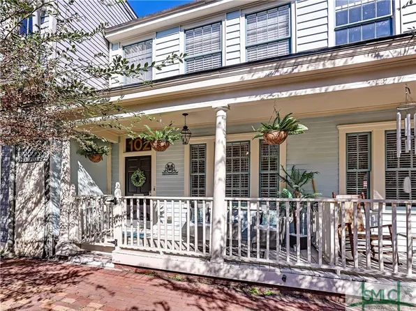 102 E Duffy Street, Savannah, GA 31401