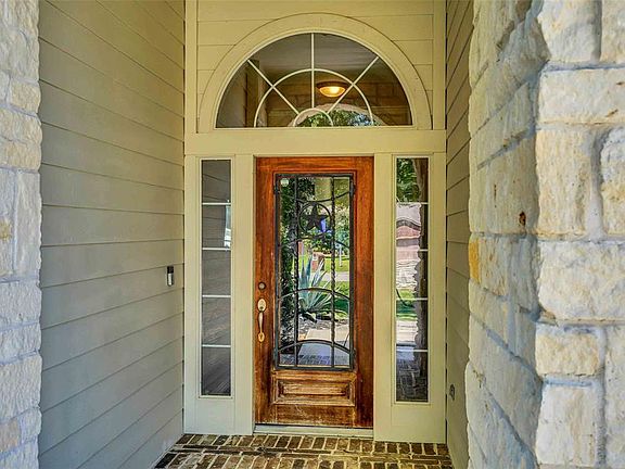 5th image of 33403 Greenfield Forest Dr