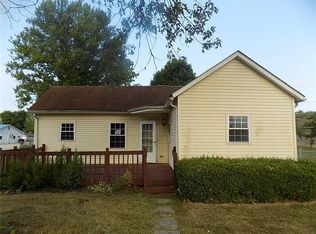 10143 N Harmony Barnett St, Brazil, IN 47834