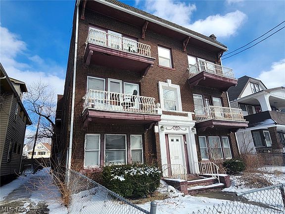 2nd image of 881 Eddy Rd