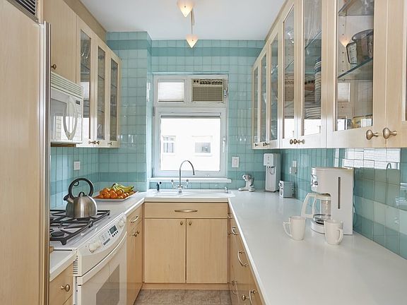 5th image of 880 5th Ave APT 10G