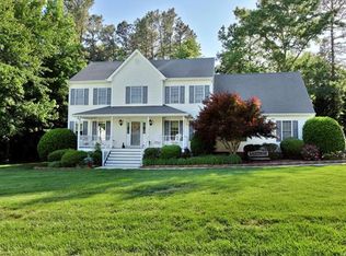 16401 Inchcape Rd, Moseley, VA 23120