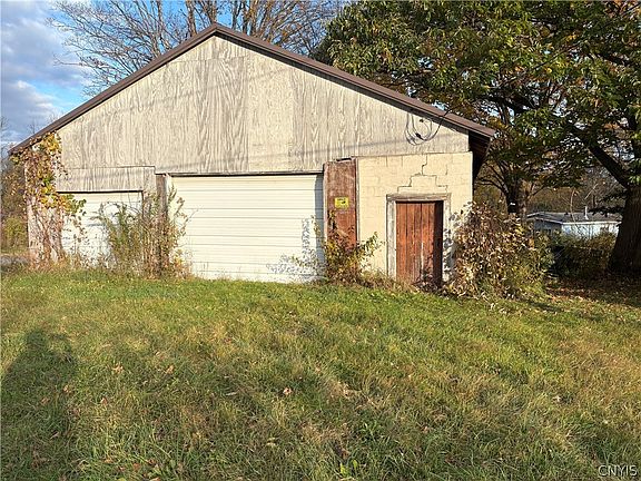 5th image of 291 Goodfellow Rd