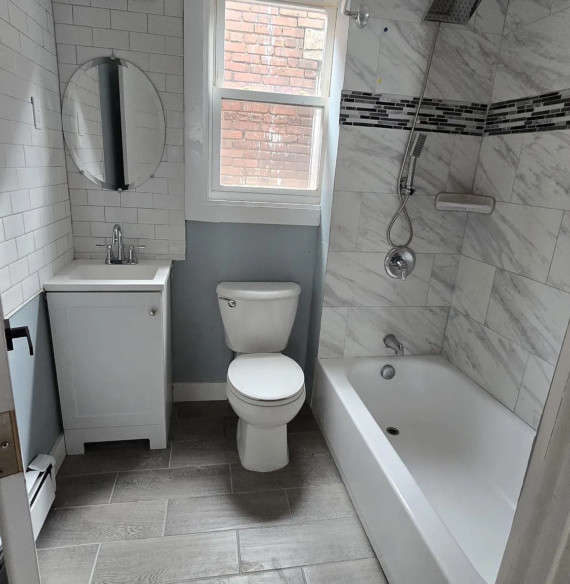 5 bed, 1200 sqft, $4,200 — Photo 4
