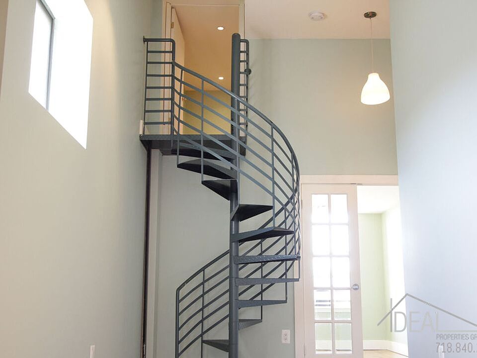 1st image of 914 Broadway #0A