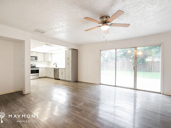 4th image of 8407 Old Meadow Ln