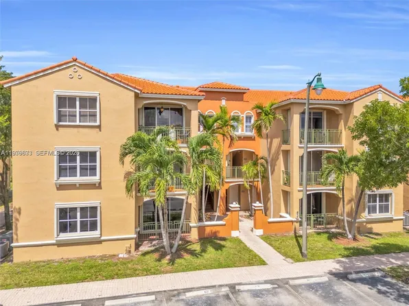 6700 NW 114th Ave APT 905, Doral, FL 33178