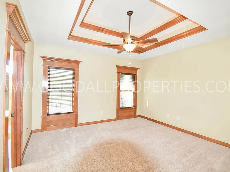 40 NE Gracewood Dr — Photo 7