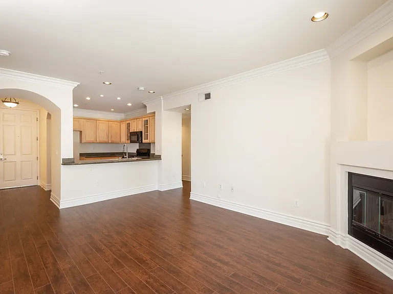 4500 Ledge — Photo 14