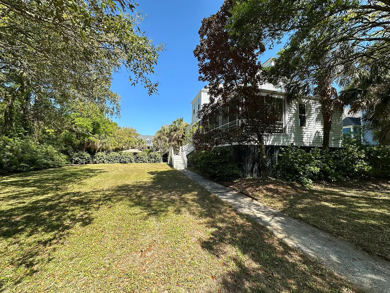 2820 Middle St — Photo 2