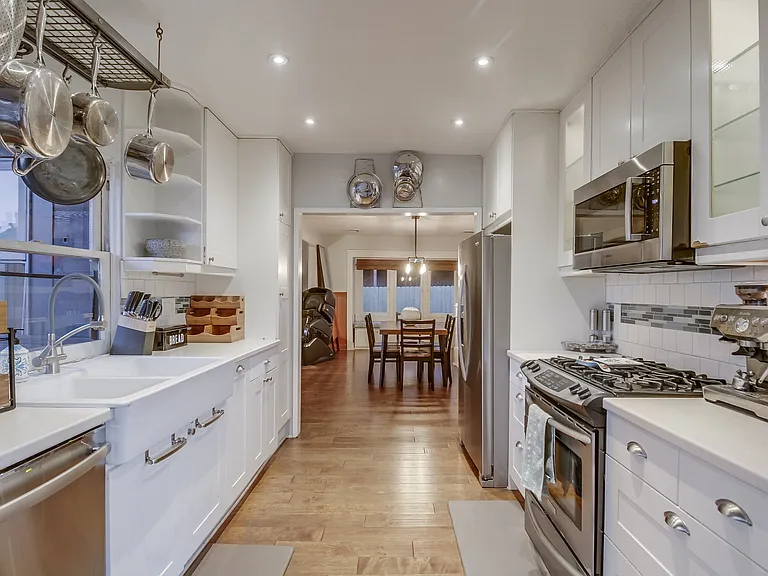 1511 Gregory St — Photo 31