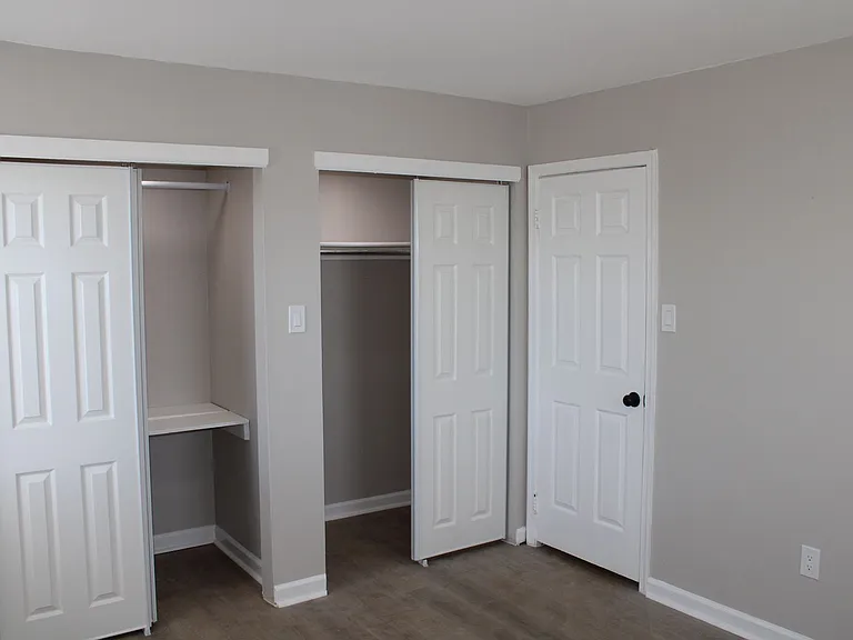 1533 Baltimore Ave — Photo 10