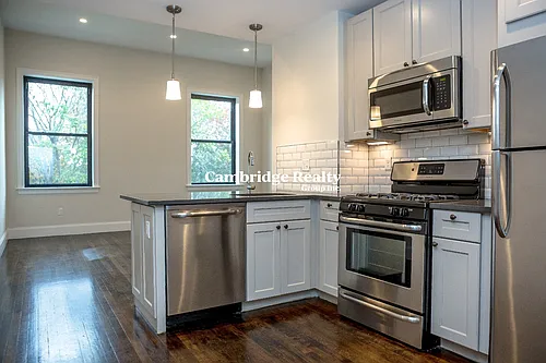 11 Newcomb St #8T Photo 1