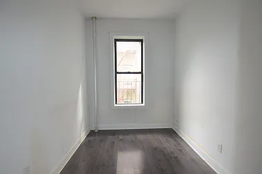 Rented by CITY SKYLINE REALTY INC