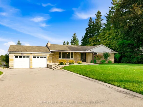 435 Parkside Dr, Hamilton, ON L8B 0Y6