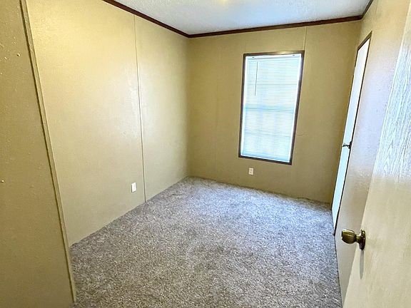 5th image of 959 Southern Meadows Dr