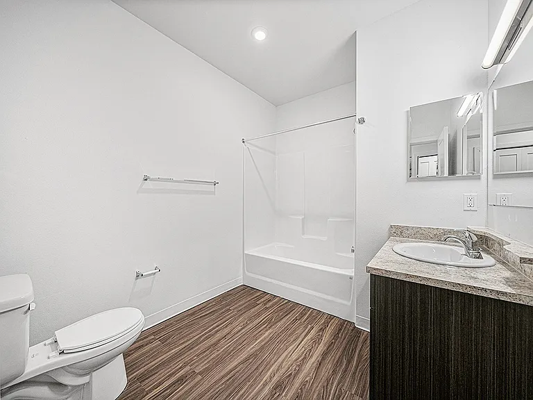 Copper Creek Apartment Homes — Photo 43