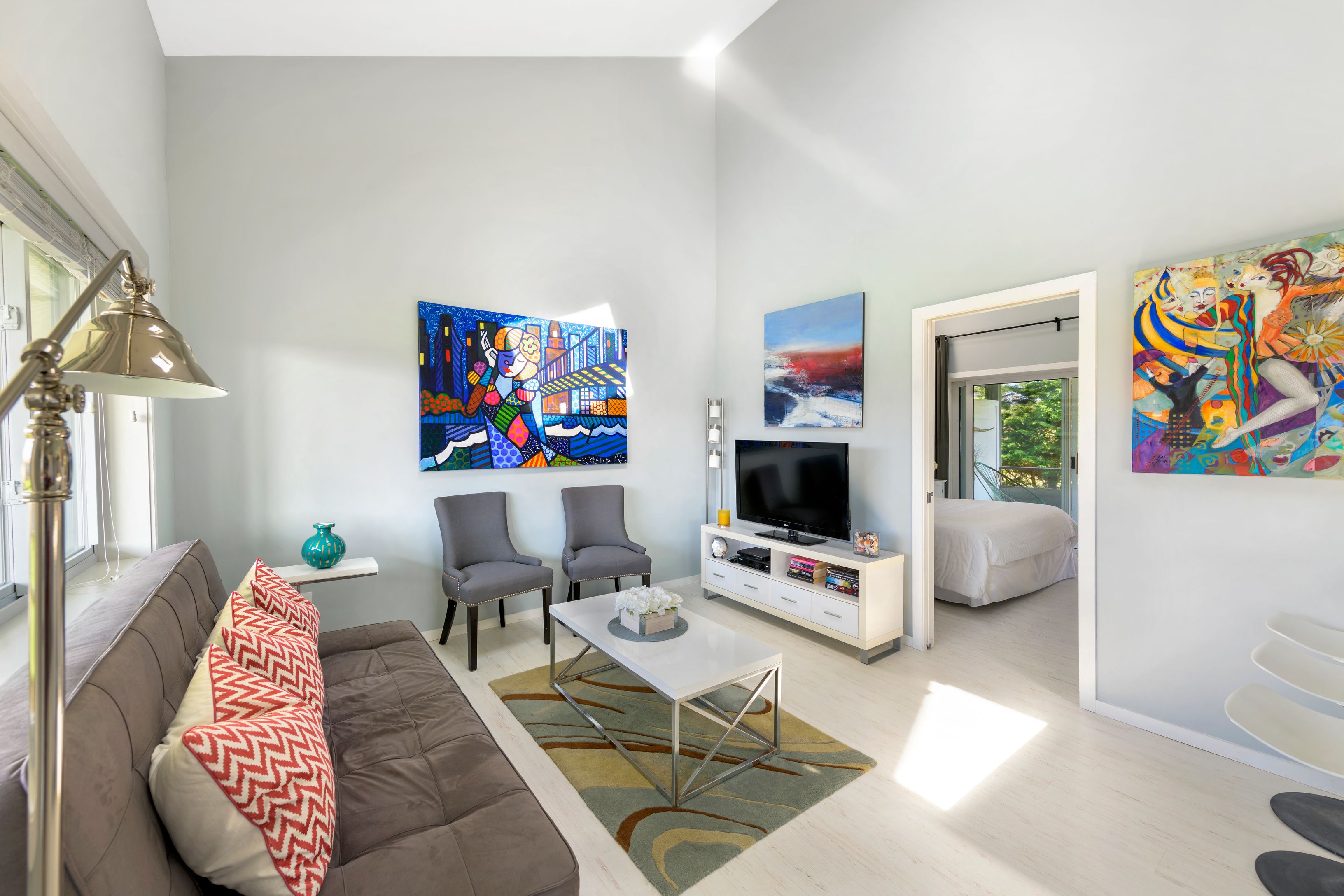 379 Bluff Rd Ocean Dunes, Amagansett, NY 11930 Out East