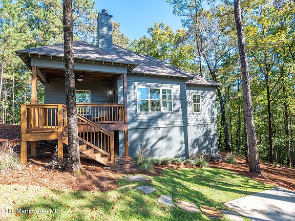 2nd image of 121 Martin Ridge Trce