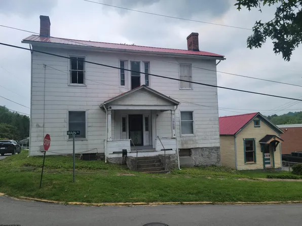 99 Main St, Shinnston, WV 26431
