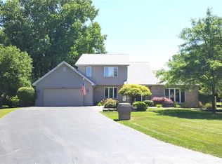 652 Ivy Woods Cir, Webster, NY 14580