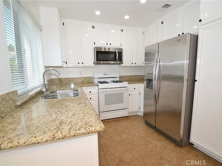 2615 Plaza Del Amo #2615-636 — Photo 7