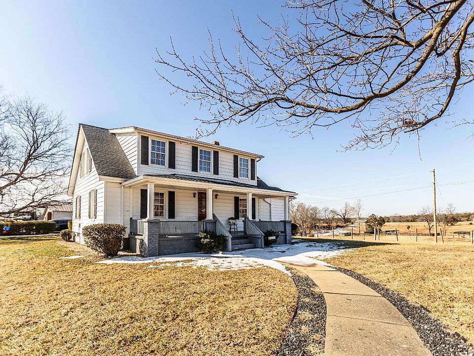 1st image of 1439 Meadow Dr