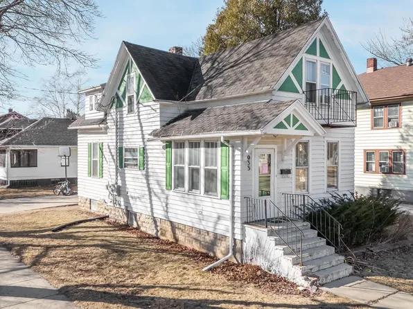 1033 Shawano Ave, Green Bay, WI 54303