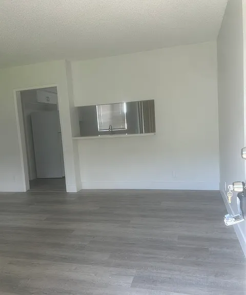 570 N Hollenbeck Ave #0 — Photo 10