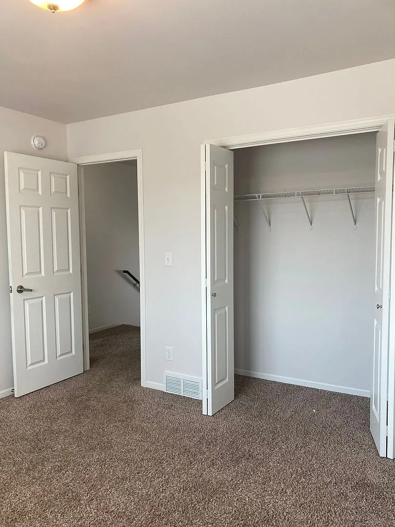 3 Bed 3 Bath Twin Home — Photo 4