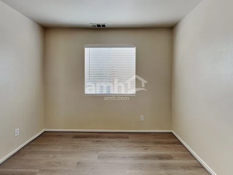 3912 Camryn Holly St — Photo 10