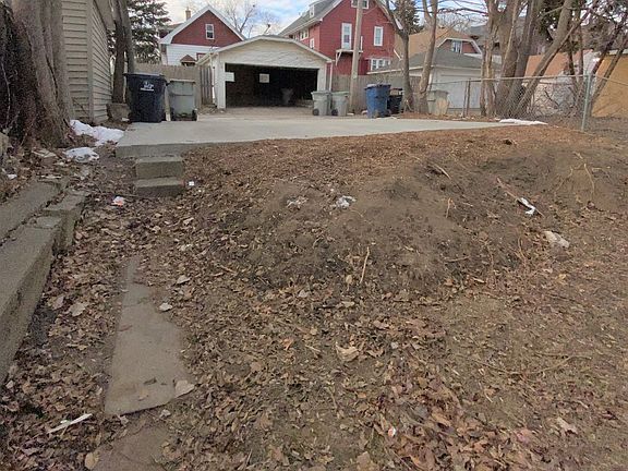 3rd image of 2723 N 52nd St #A