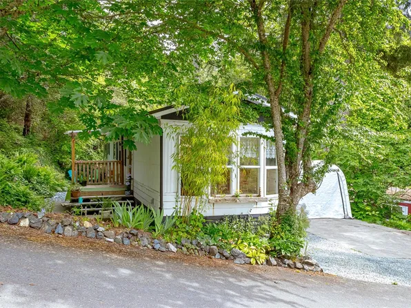 7142 Grant Rd W #17, Sooke, BC V9Z 0N3