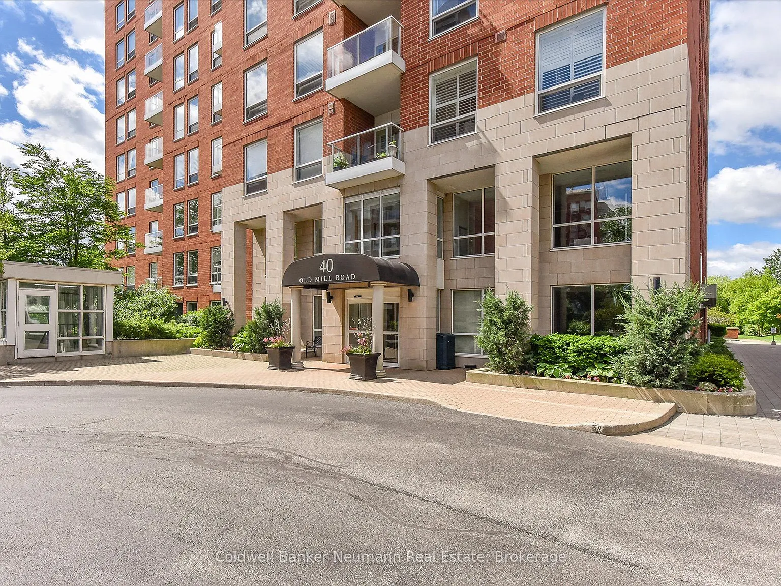 2 bed, $2,575 — Photo 1