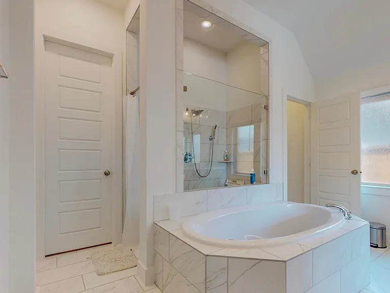 1303 Buttermere St — Photo 48