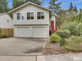 935 SW 319th Pl, Federal Way, WA 98023