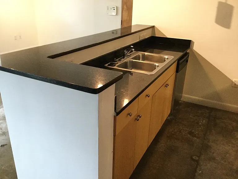 1101 W Marshall St #133 — Photo 4