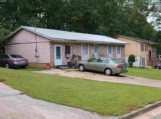 10 Westgate Park Dr, Newnan, GA 30263