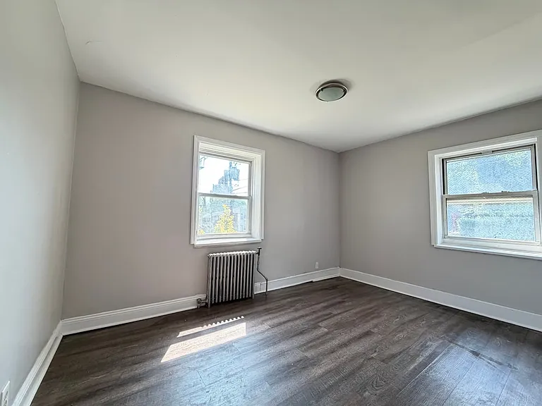 72 Crawford St #1 — Photo 3