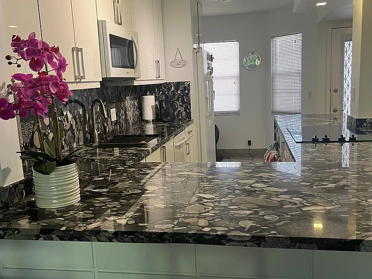 1401 SW 128th Ter #309H — Photo 4