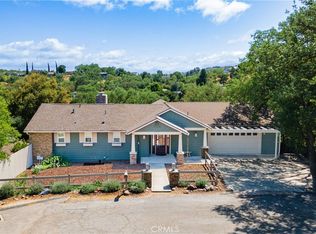 1401 Greenwood Dr, Paso Robles, CA 93446