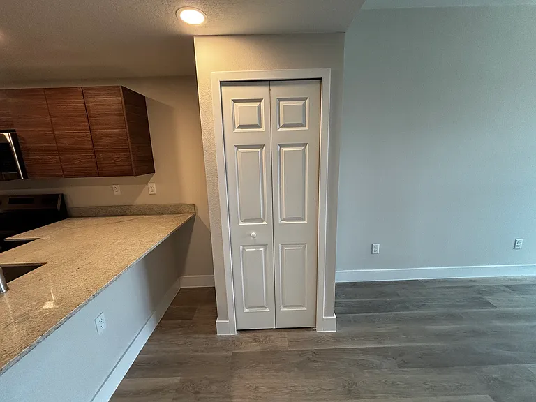 4424 S Texas Ave #210 — Photo 7